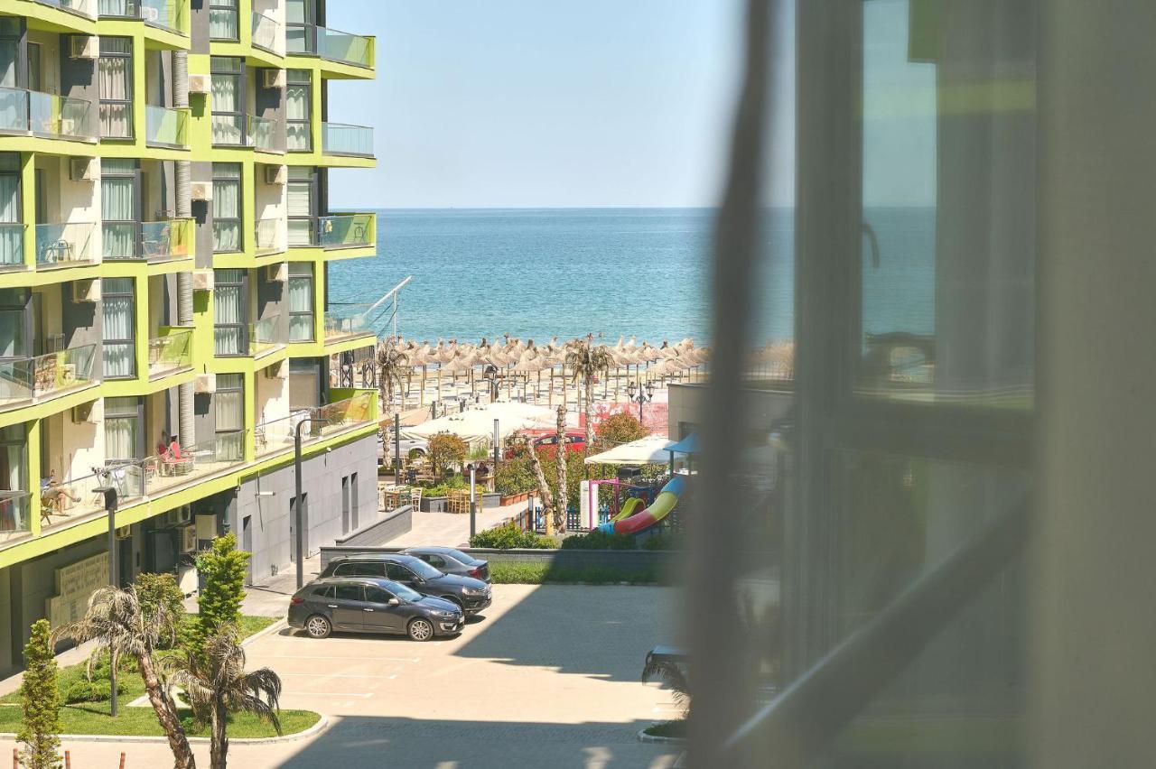 Orange Summer Apartment Spa Pools Beach Resort Mamaia Bagian luar foto